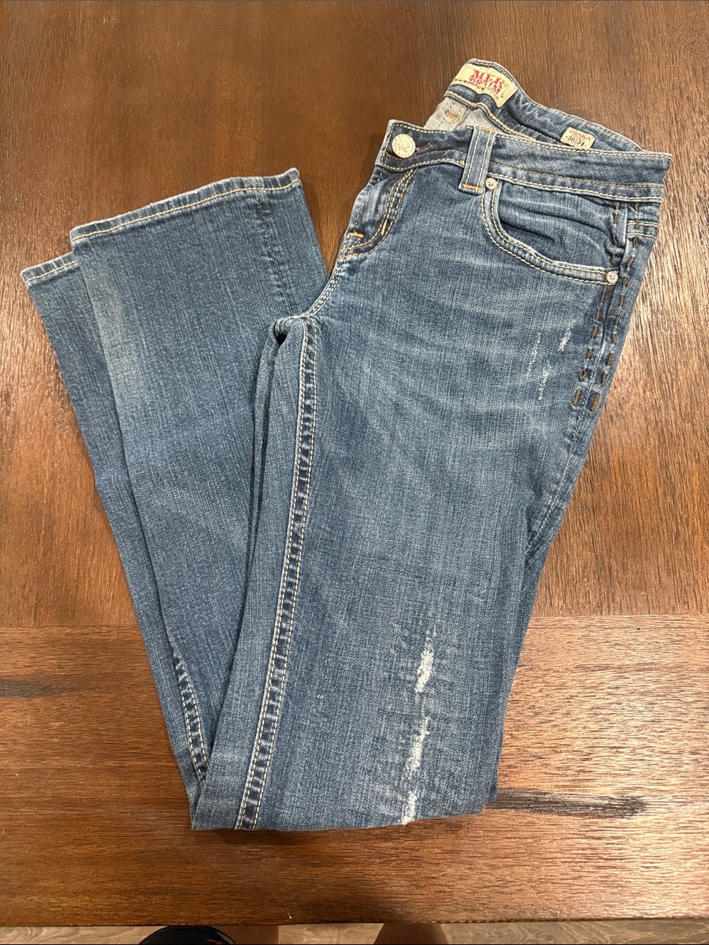 MEK Denim. W 30 L 34. Womens Blue Skinny Jeans with Subtle Distressing